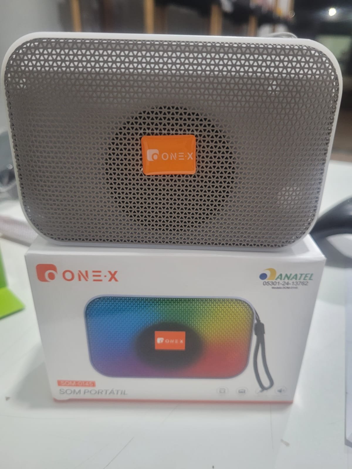 RADIO ONE X SOM-0145